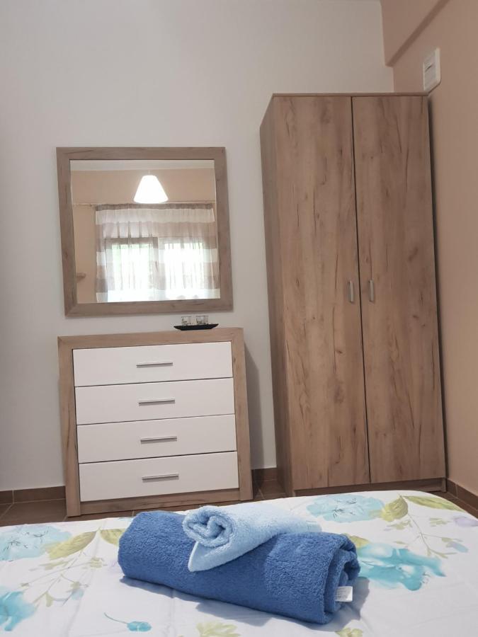 Apartamenty Rodzinne Kamena Vourla Exterior foto